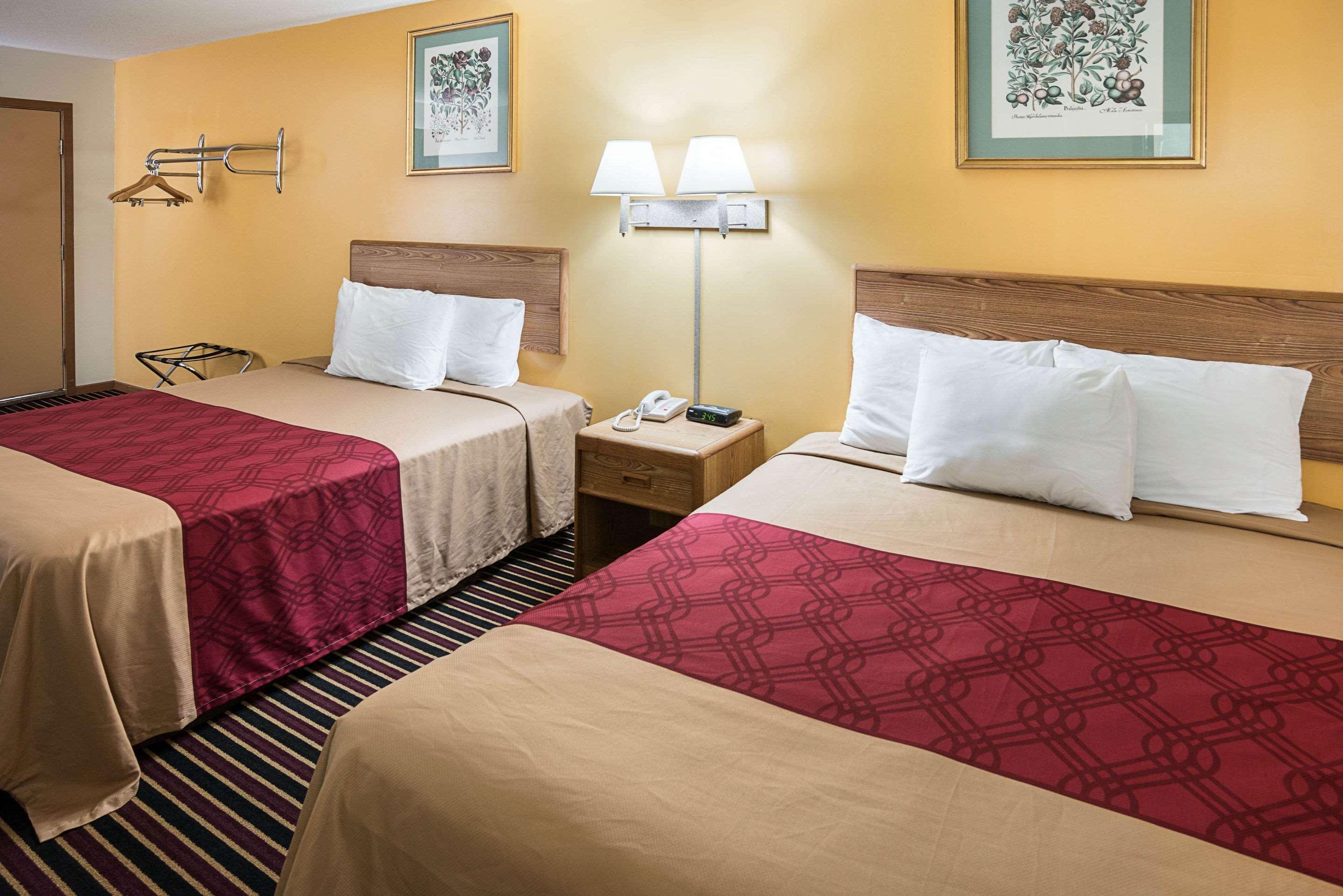 Rodeway Inn & Suites Austin Exterior foto